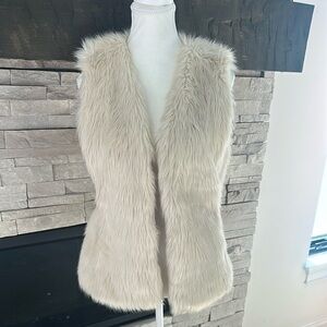 Old Navy Cream Faux Fur Vest